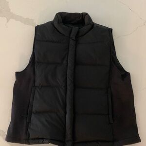 Black Gap Vest